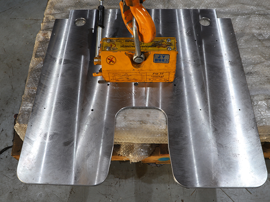 龍(long)門銑床(chuáng)加工